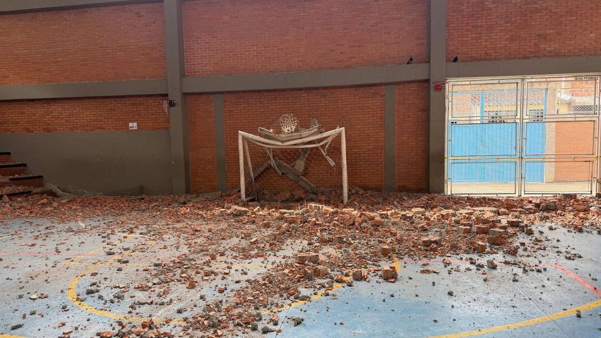 Caída muro colegio La Presentación