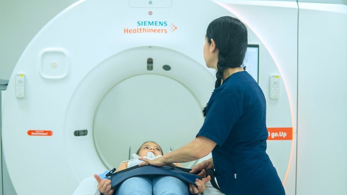 Nuevo tomógrafo en el Hospital infantil de Medellín ayudara a la salud de 400 niños al mes
