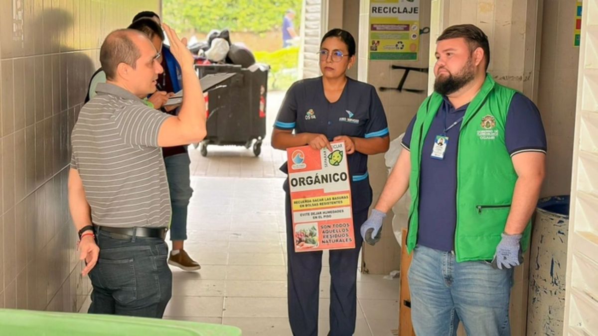 Supervisión de residuos en Floridablanca
