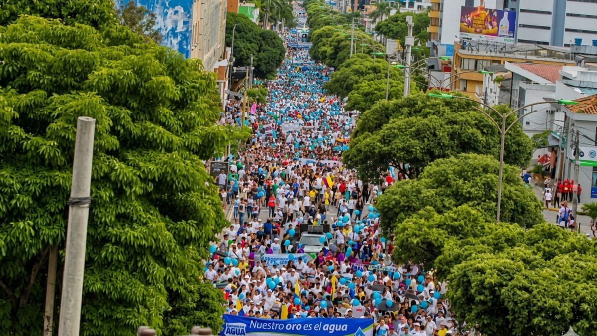 Marcha por el agua en Bucaramanga
