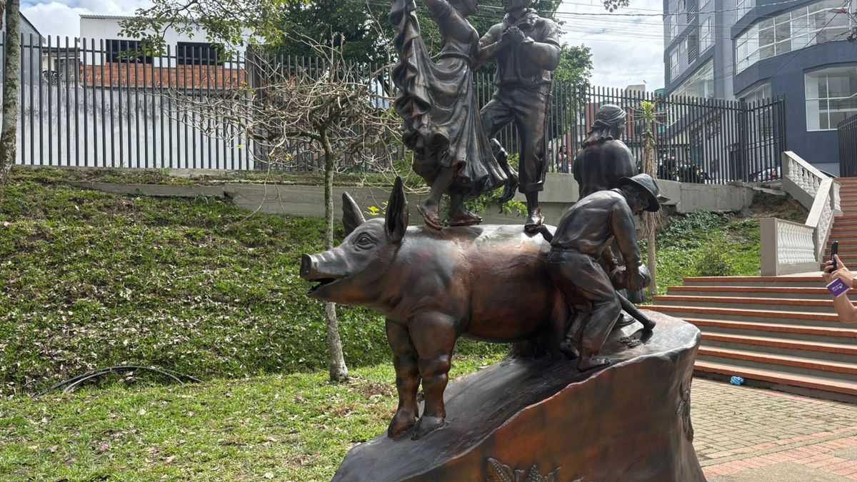 Monumento en Ibagué