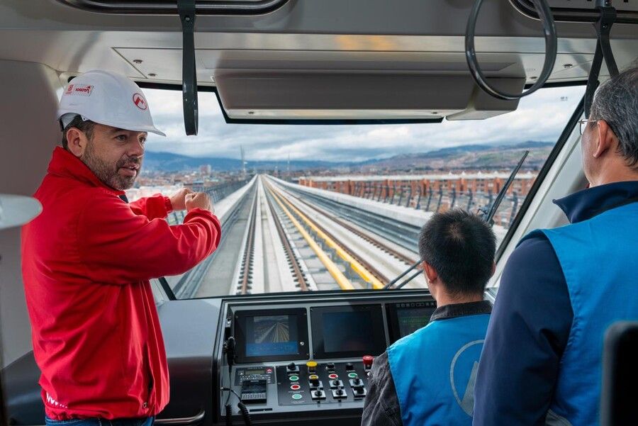 ¿Cómo obtener la tarjeta conmemorativa del Metro de Bogotá?