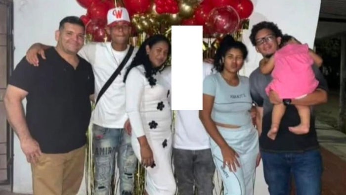 Venezolana acogida en Cartagena pide ayuda para encontrar a seis familiares que permanecen desaparecidos