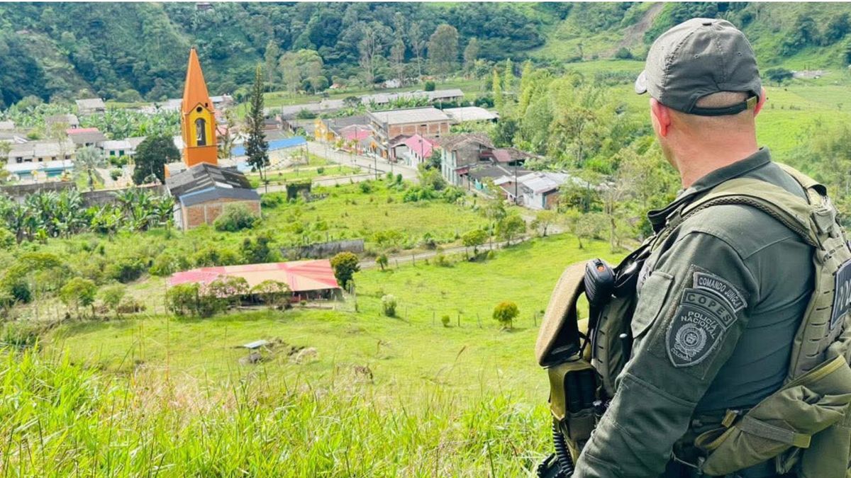 Ataque con dron en Santa Cecilia desata ofensiva de las autoridades: ofrecen $10 millones por los responsables.