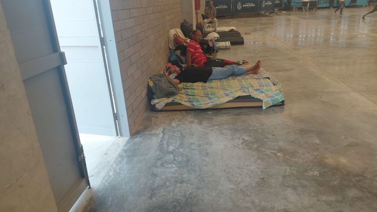 Damnificados por las inundaciones en Montería