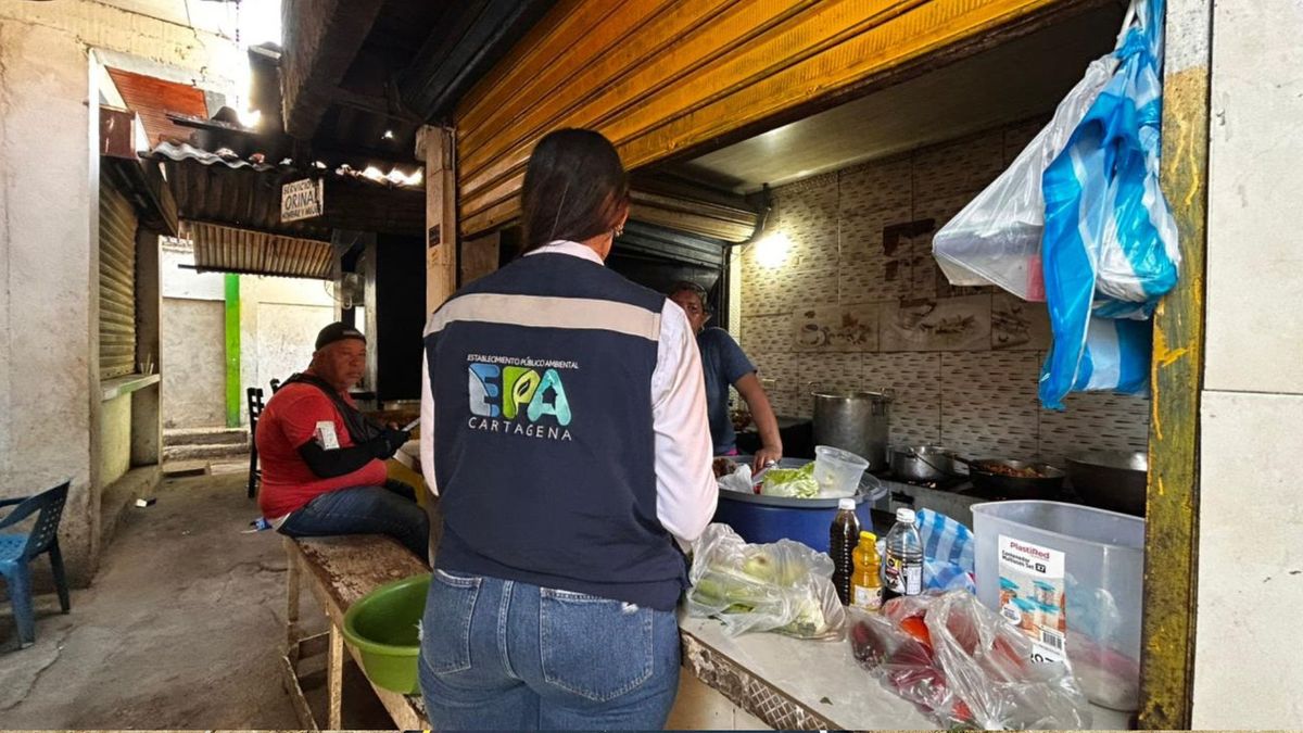 Impulsan cultura ambiental en Bazurto para cuidar la ciénaga