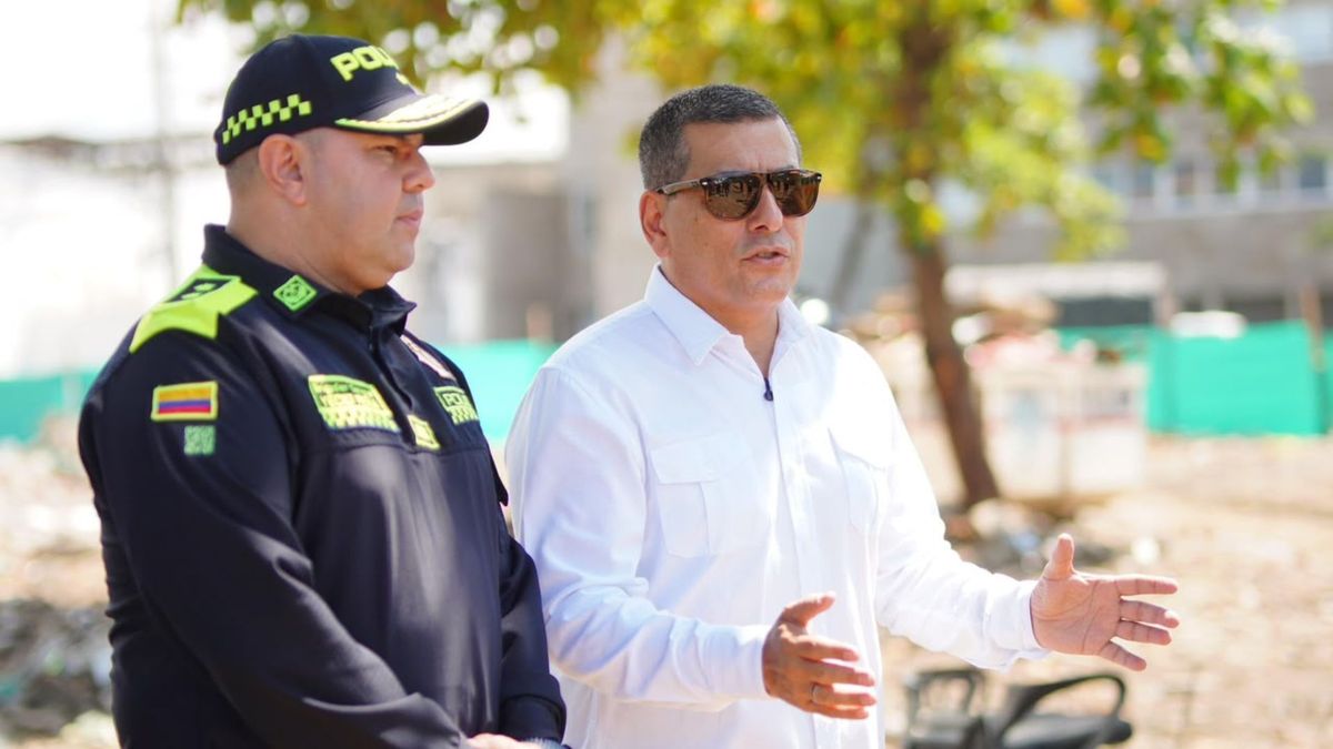 Dumek Turbay y el brigadier general Gelver Yecid Peña