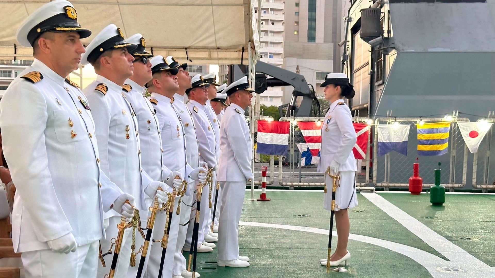 Histórico relevo en Cartagena una mujer asume el comando del ARC ‘Simón Bolívar’