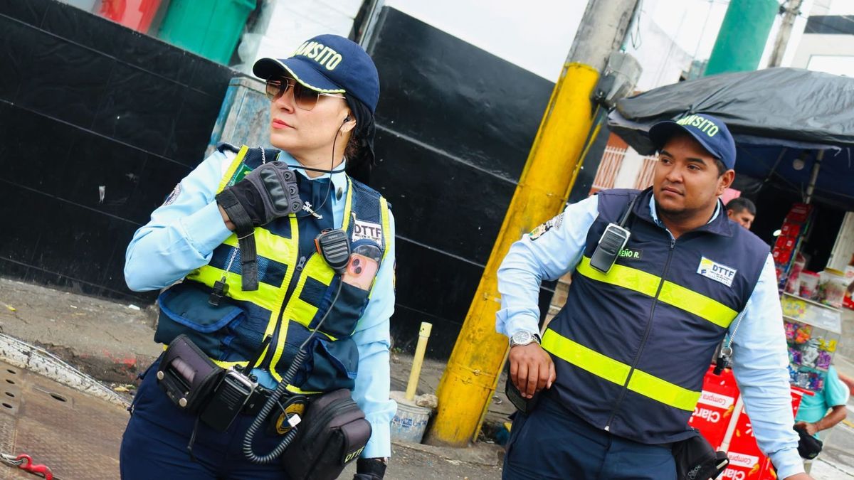 Agentes de tránsito de Floridablanca