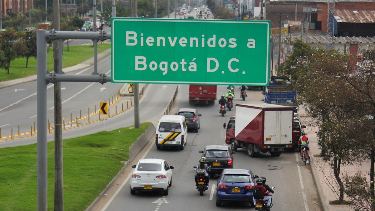Vía de acceso a Bogotá
