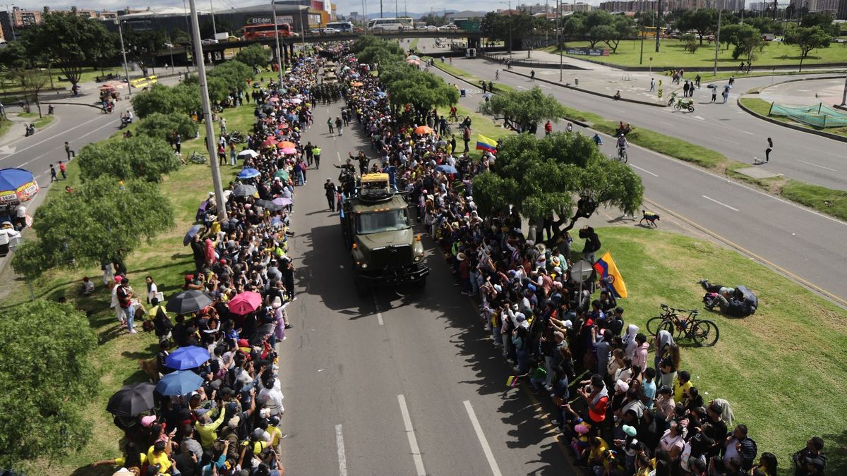 Desfile 20 de Julio 2024 en Bogotá