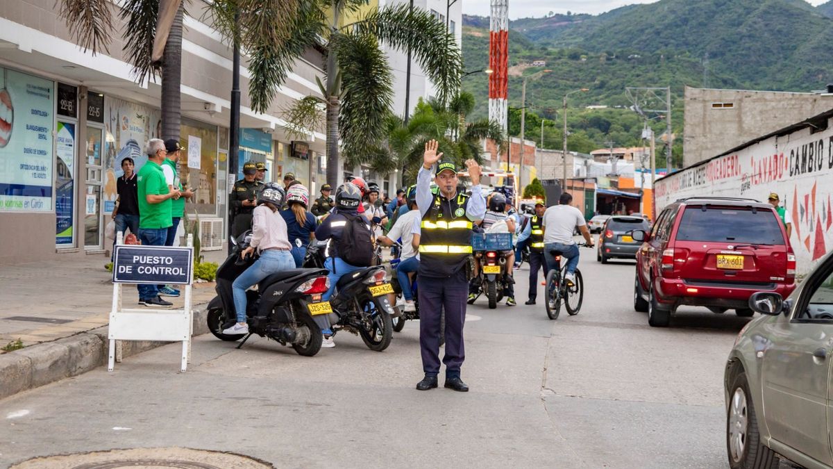 Control de tránsito en Girón