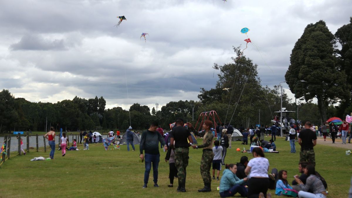 Personas en el Simón Bolívar en el Festival de Verano