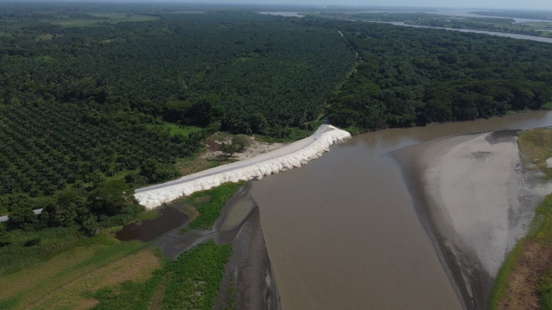 Nueva obra sobre el río Magdalena en el sur de Bolívar protege vía Río Viejo – Cesar