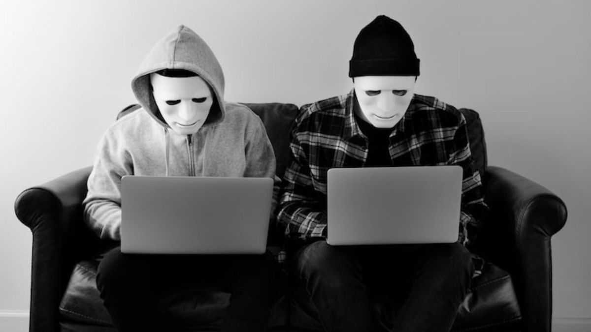 Estafadores virtuales
