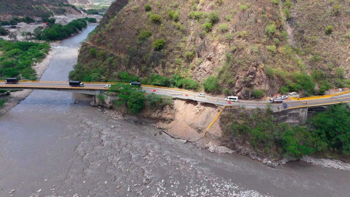 Vía Bucaramanga-Bogotá sector Pescadero.