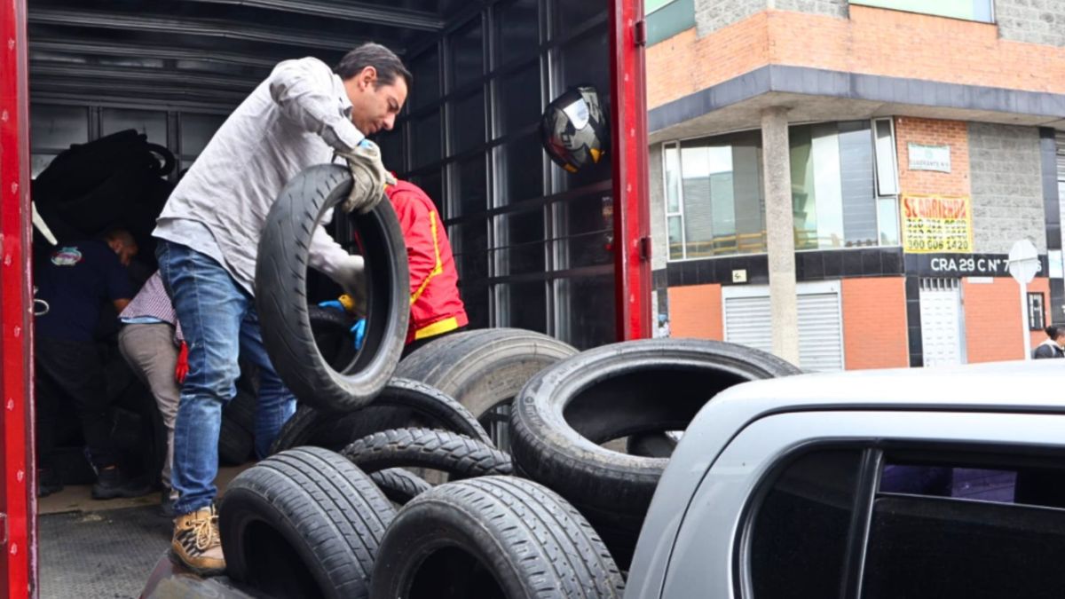 ¿Cómo disponer correctamente las llantas usadas en Bogotá?