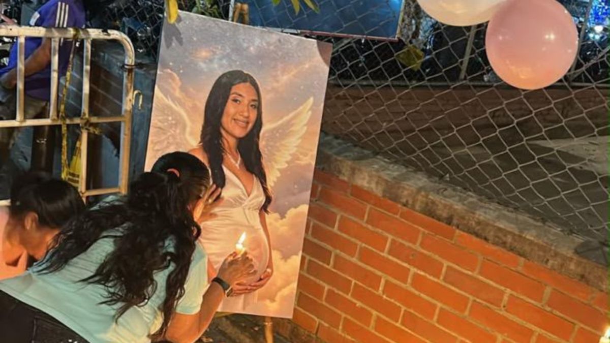 Velatón en homenaje a María Camila Potosí