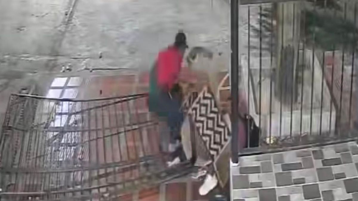 Ladrones quedaron bajo las rejas de una vivienda al intentar robarse una mecedora en Barranquilla
