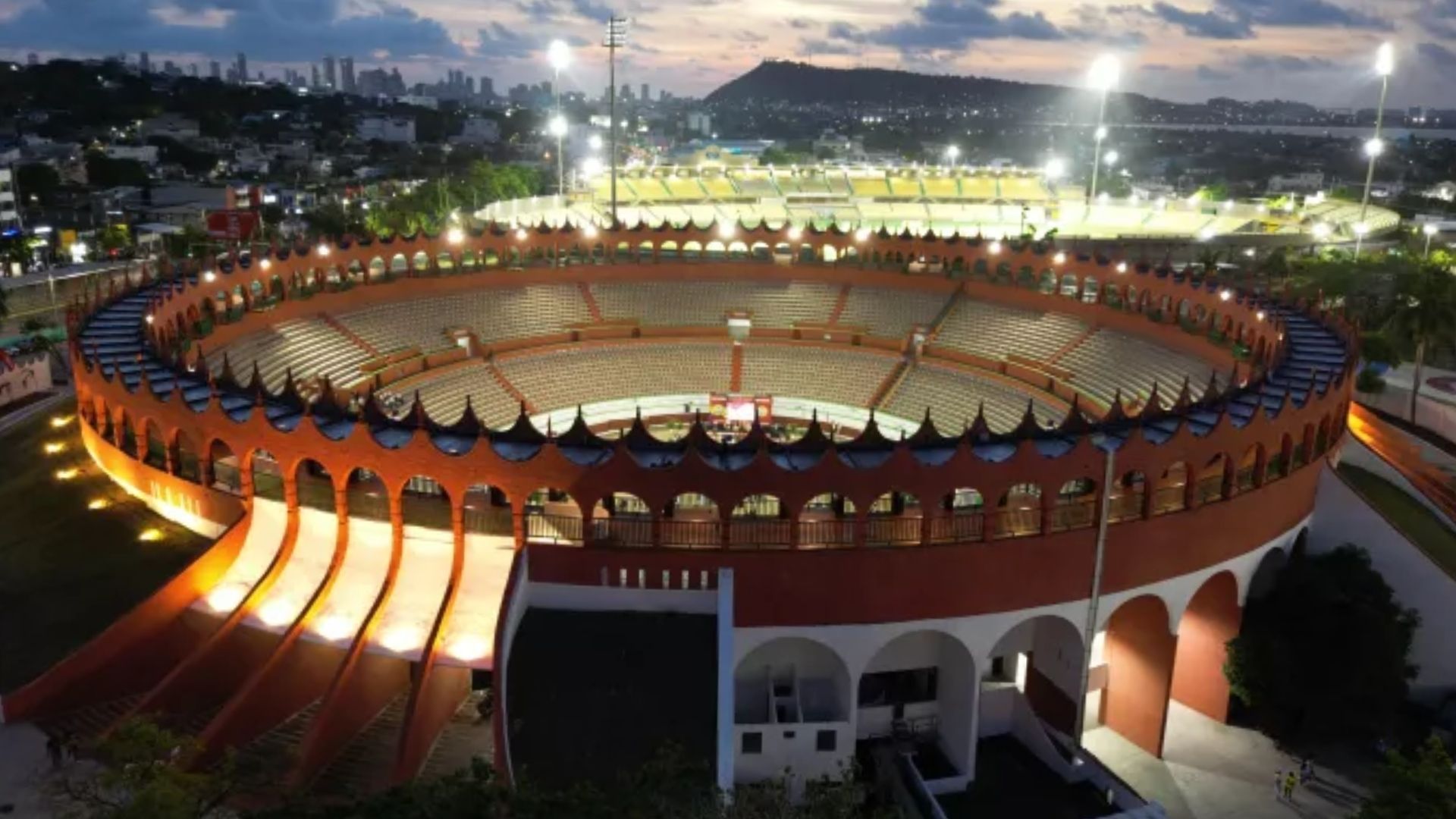 Plaza de Toros/Todos en Cartagena