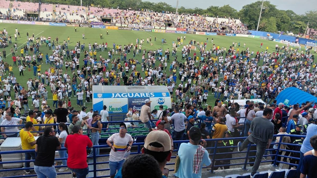Barras de Nacional se enfrentaron en el estadio de Montería