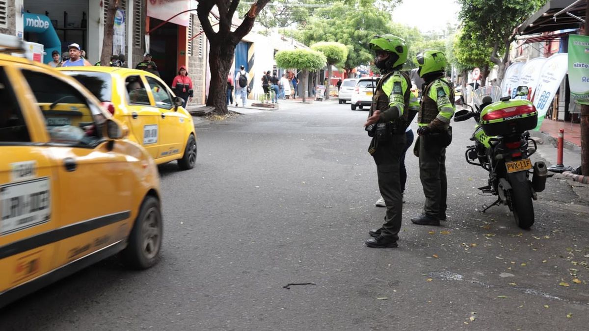 Vías de Cúcuta - agentes de la Policía de Tránsito