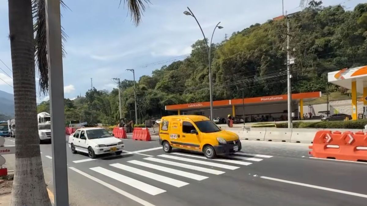 Cruce peatonal autopista Floridablanca - Piedecuesta 2026