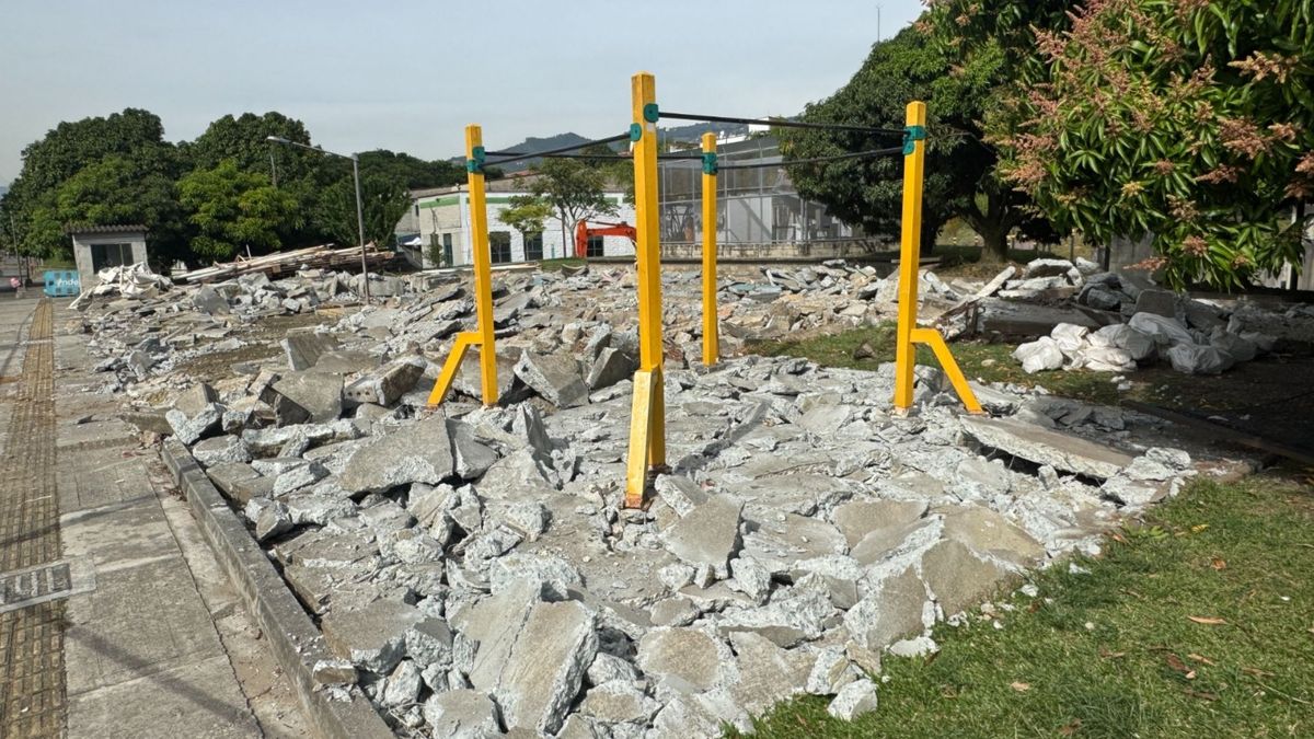 Demolición del Coliseo Carlos Mauro Hoyos
