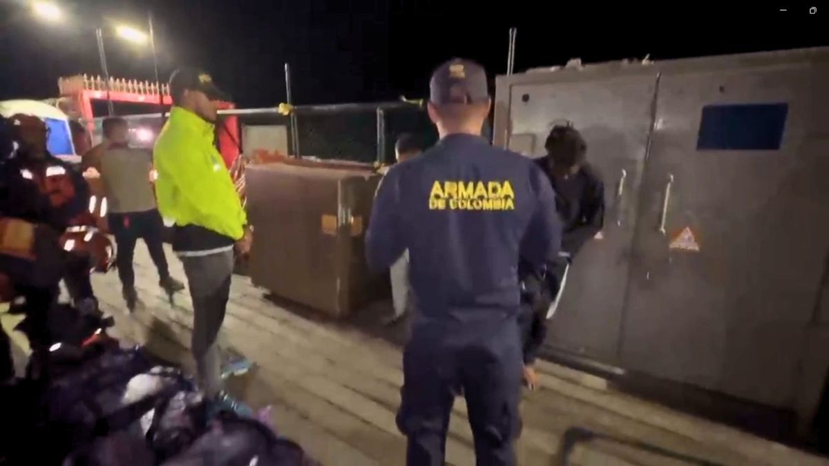 Narcos lanzaron bultos de cocaína al mar en medio de una persecución en el Caribe