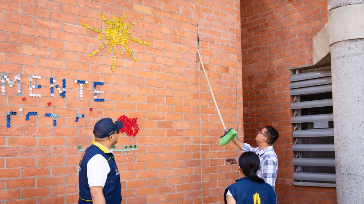 Inspección a instituciones educativas en Barrancabermeja tras fuerte sismo.