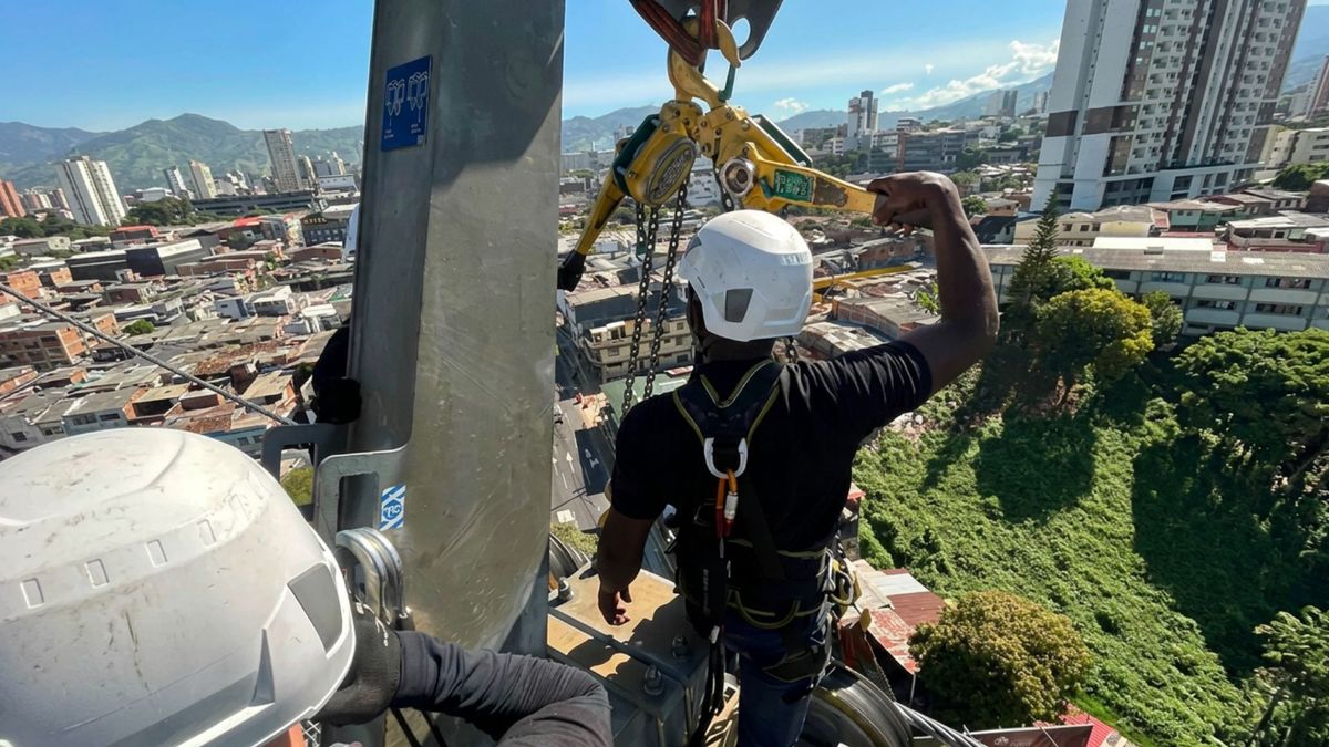 Rescate en Megacable de Pereira atienden emergencia por terremoto