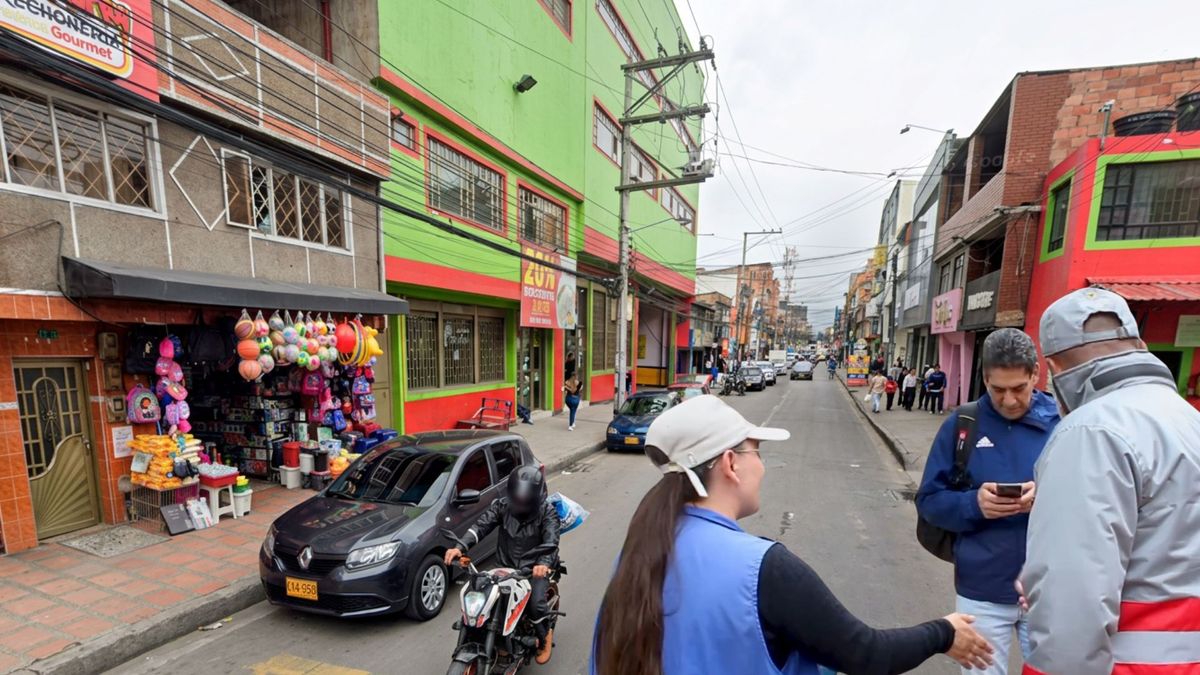 Nuevos gestores del orden barriales llegan a Bogotá junto a la Policía
