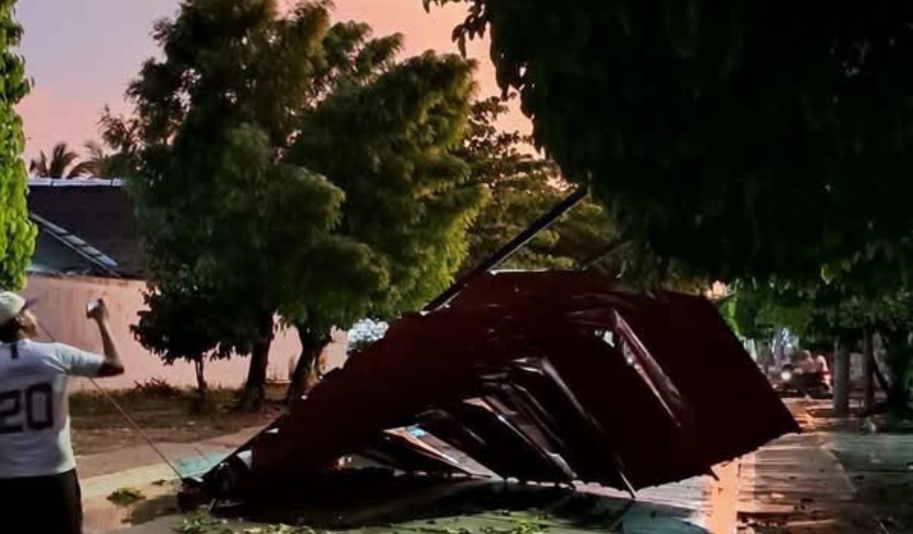 Techo Caído en una calle de Mompox