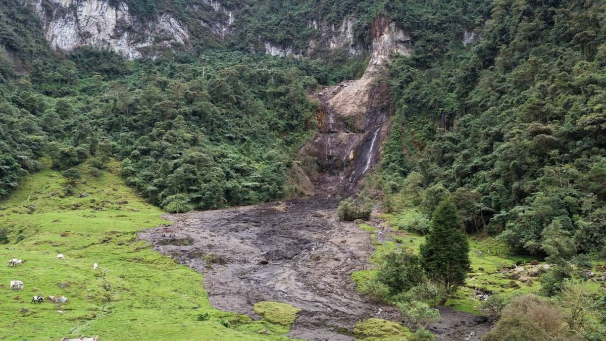 Derrumbes en el Cañón del Combeima en Ibagué | Termales El Rancho | Restricción a Turistas | Agosto 2026