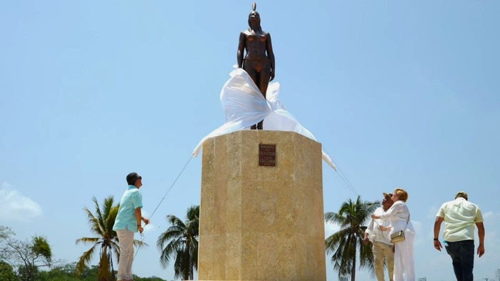 Monumento a la India Catalina en el Centro Histórico de Cartagena
