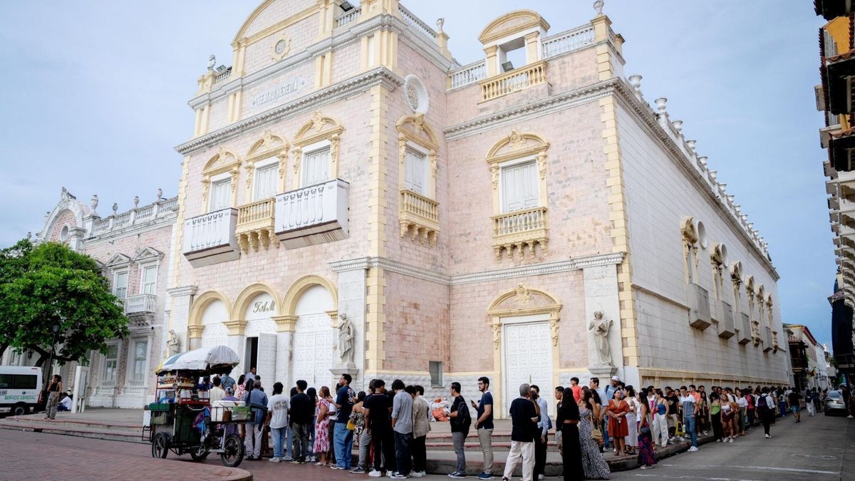 Teatro Adolfo Mejía en el Centro Histórico de Cartagena