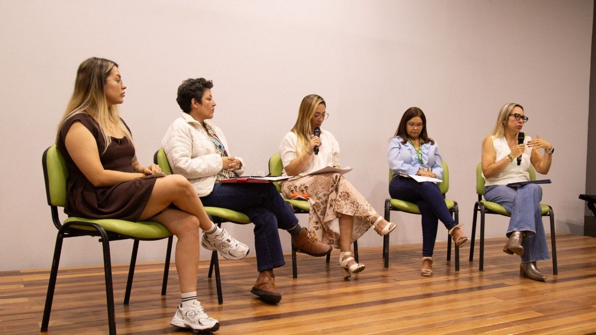 Reunión de la secretaría de las mujeres