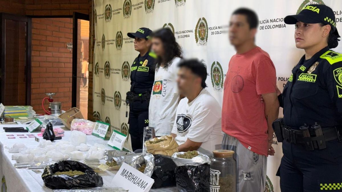 Los del “amarillo”: Distribuidores de droga en colegios y escenarios deportivos del barrio Belén de Medellín