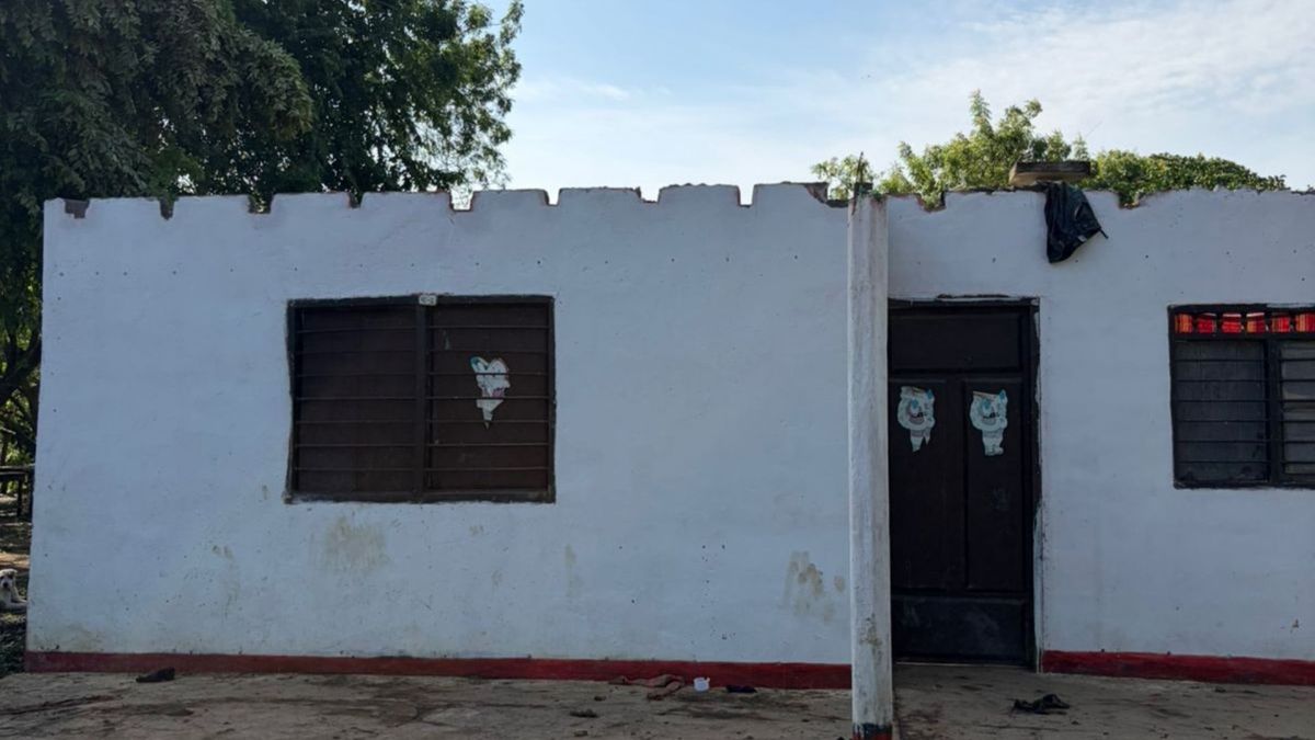 El vendaval causó daños en los techos de las casas en Córdoba