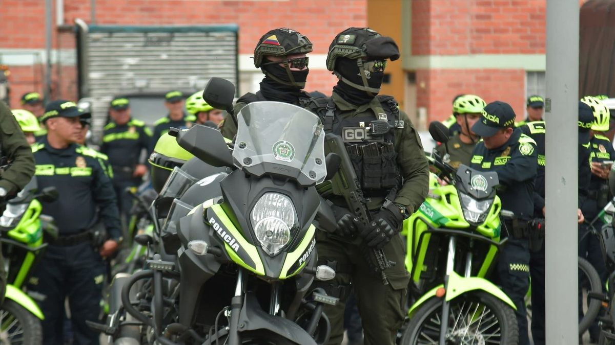 Policías en Bucaramanga