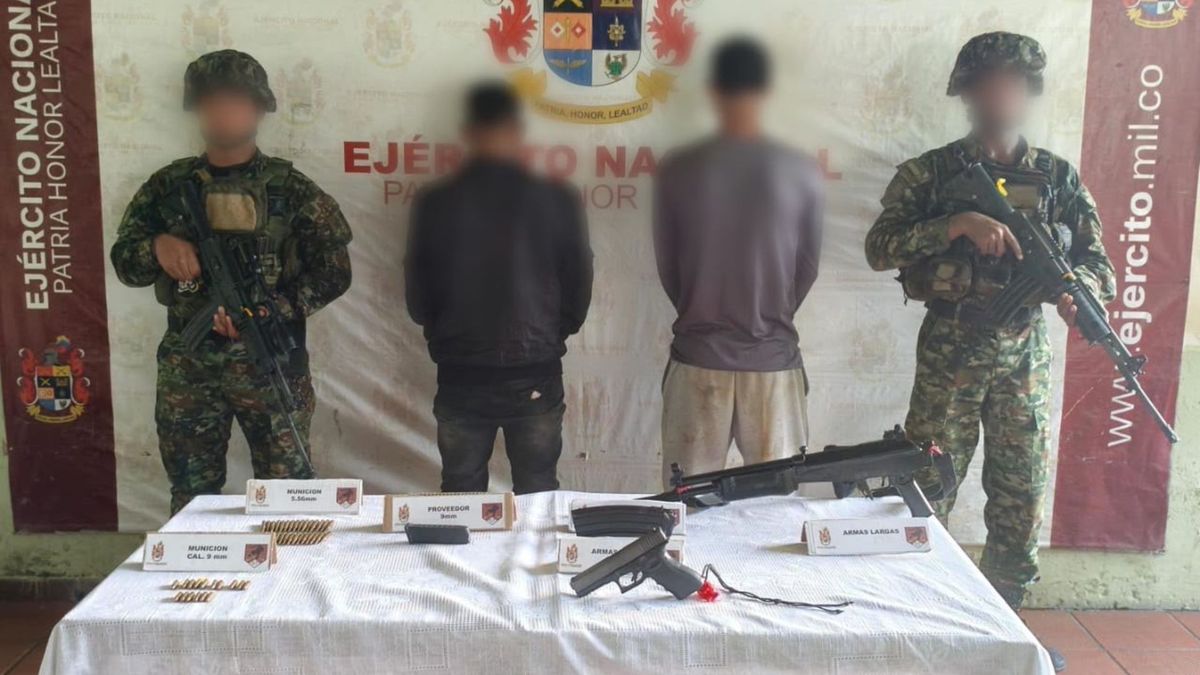 Entrega de guerrilleros en el Bajo Cauca antioqueño