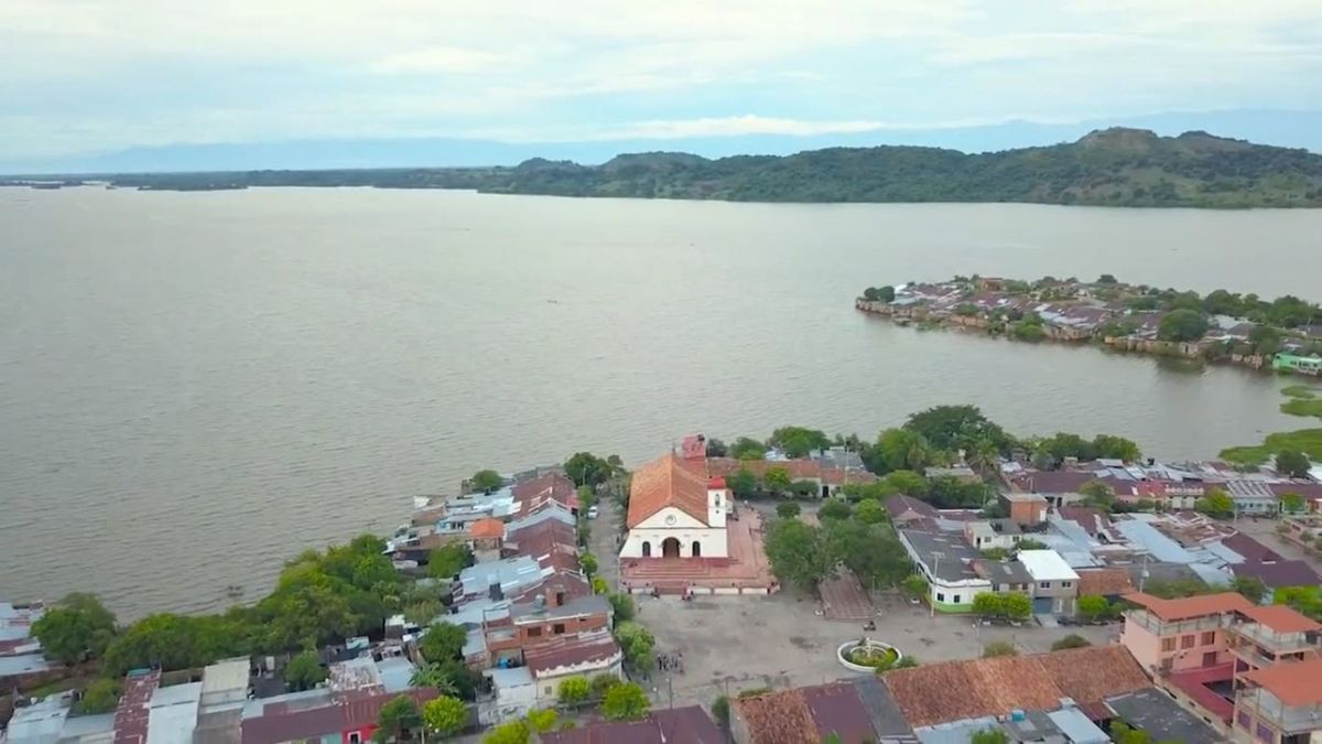 Municipio de Simití toma aérea