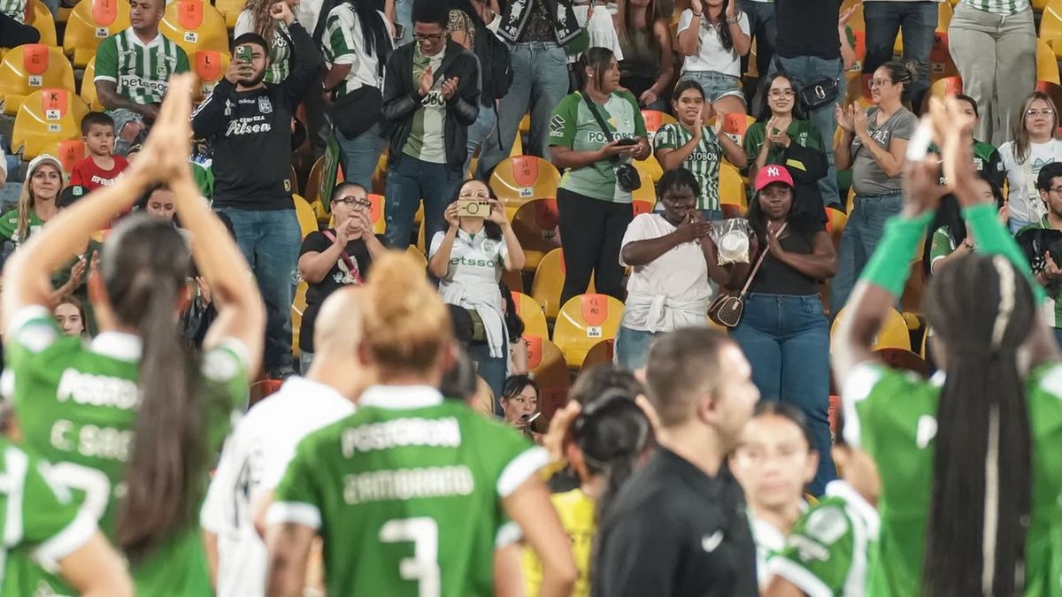 Hinchas Atlético Nacional Femenino