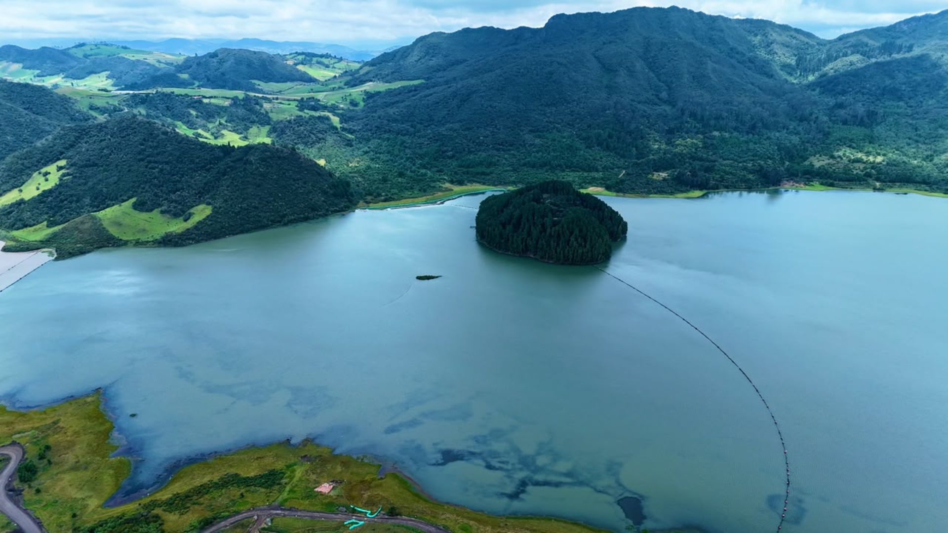 ¿Por qué la CAR está retirando sedimentos del embalse de El Neusa?