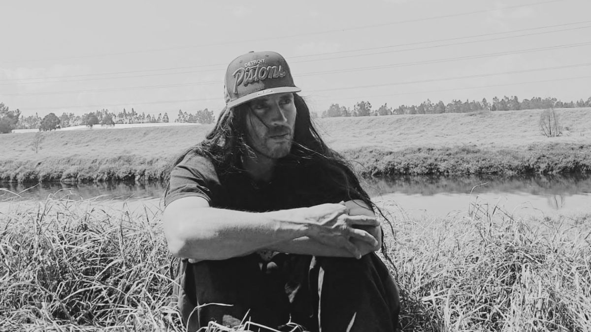 Casi Nadie, cantante de rap