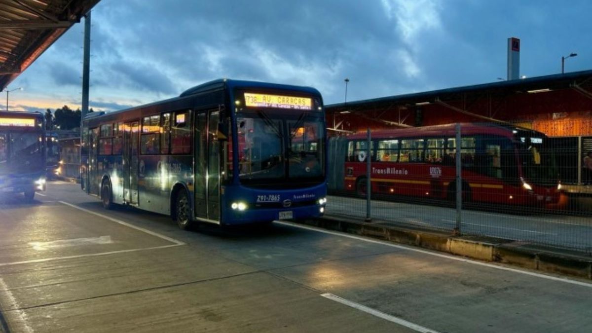 Buses en el Portal de Usme