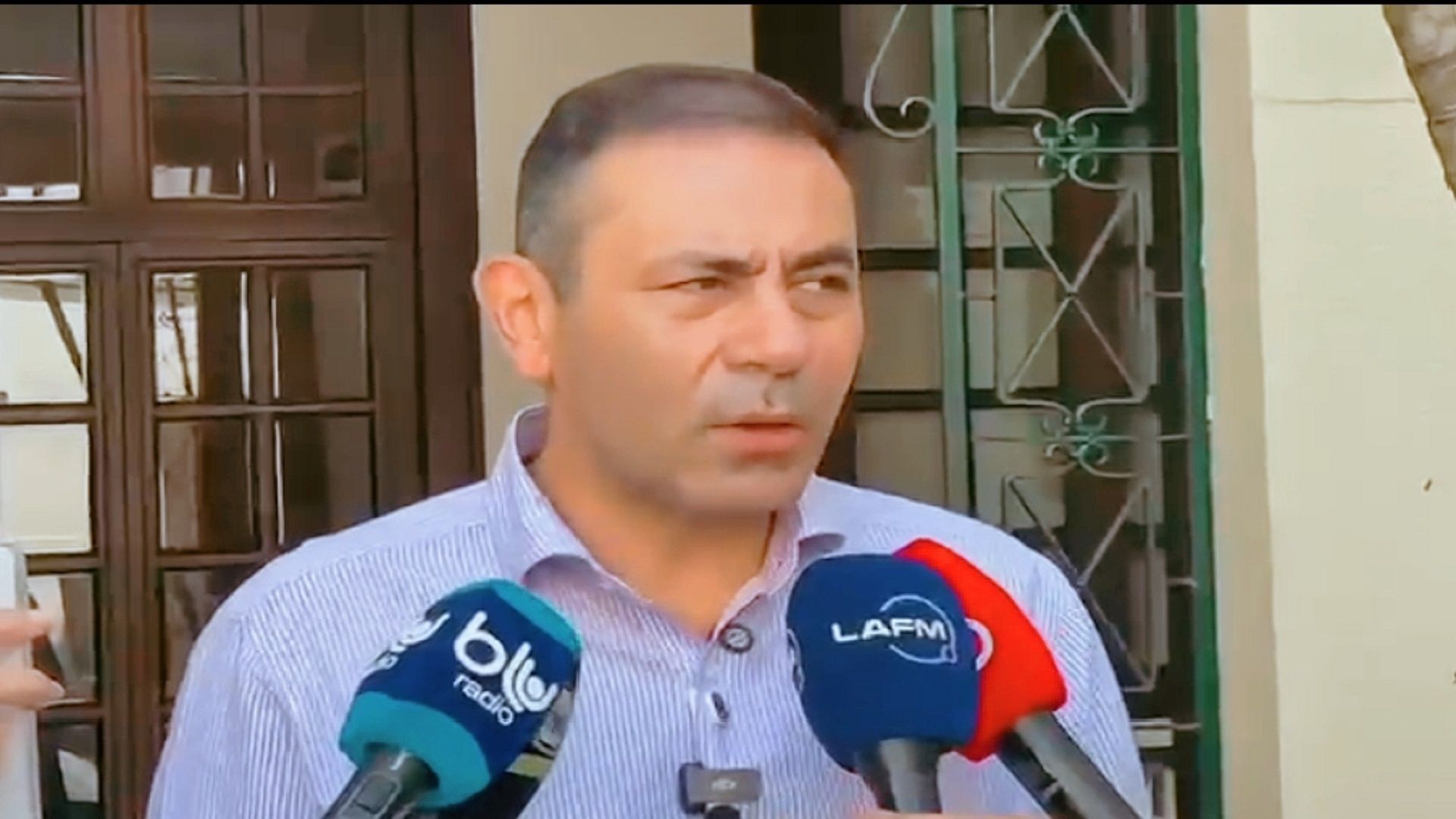 El gobernador de Santander, Juvenal Díaz, pide un consejo de seguridad nacional ante la violencia contra guardias del Inpec.