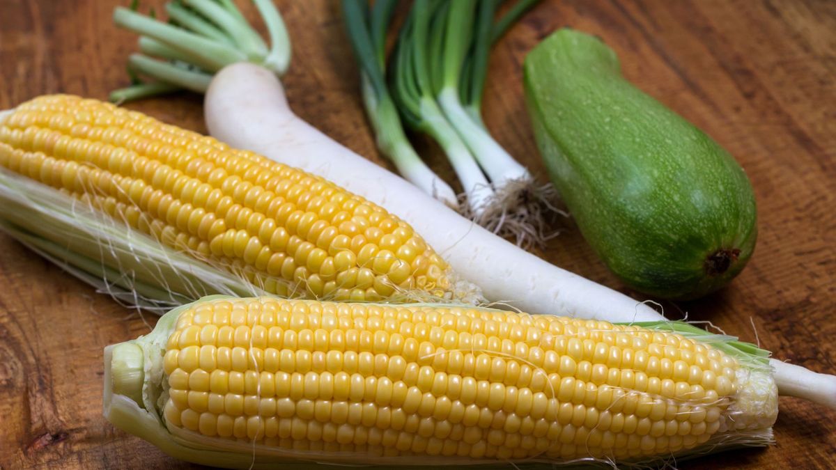 Mazorca, cebolla y pepino