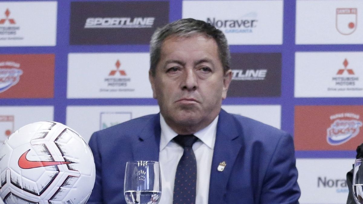 Eduardo Méndez en rueda de prensa