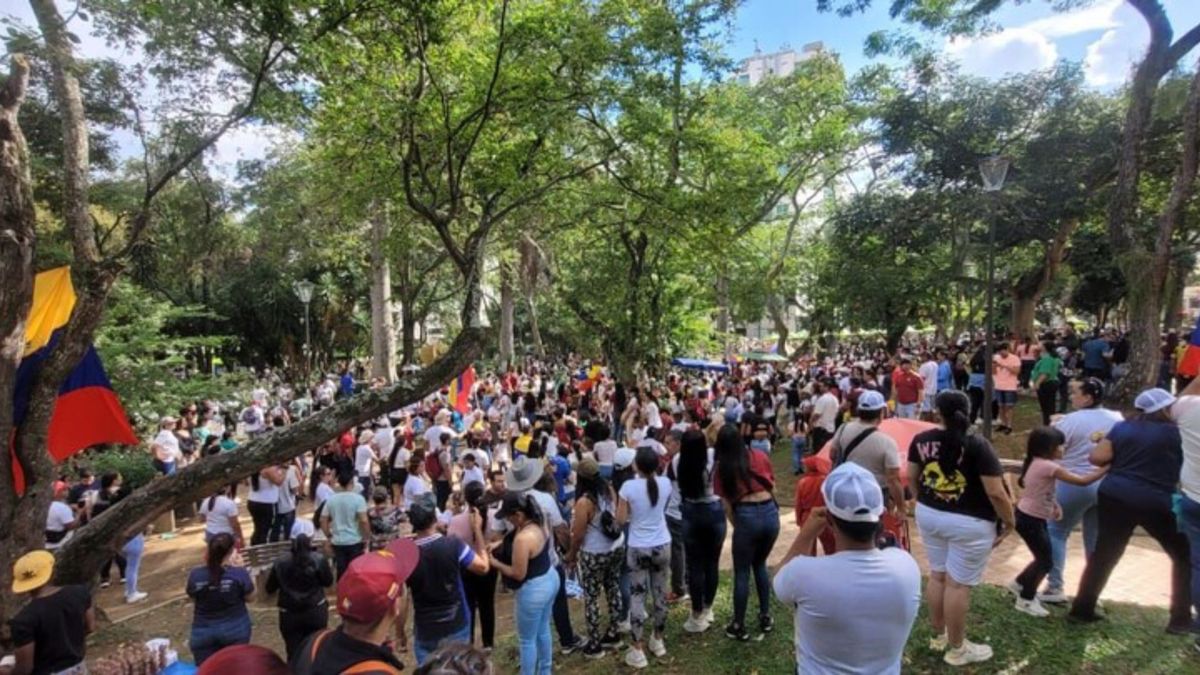 Marcha en el parque San Pío de Bucaramanga
